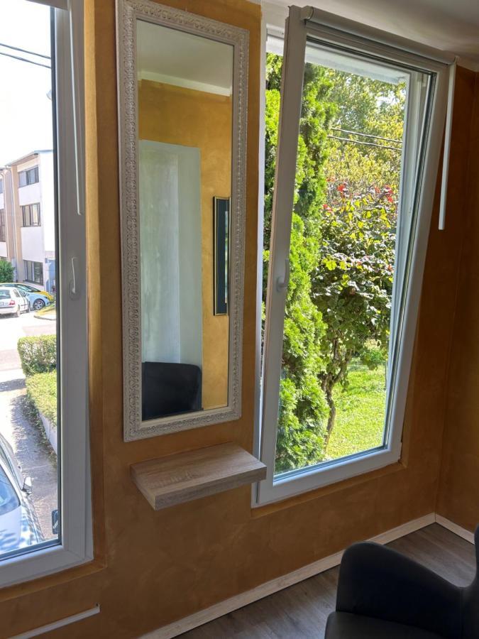Apartment Gal Ново Место Екстер'єр фото