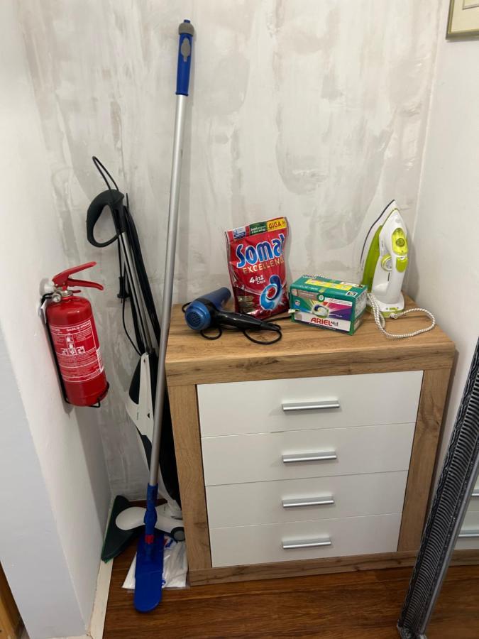 Apartment Gal Ново Место Екстер'єр фото